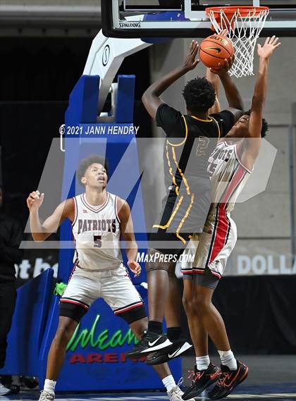 Thumbnail 1 in Oak Cliff Faith Family Academy vs. Liberty (Tarkanian Classic) photogallery.