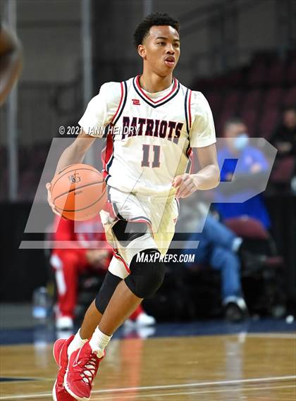 Thumbnail 3 in Oak Cliff Faith Family Academy vs. Liberty (Tarkanian Classic) photogallery.