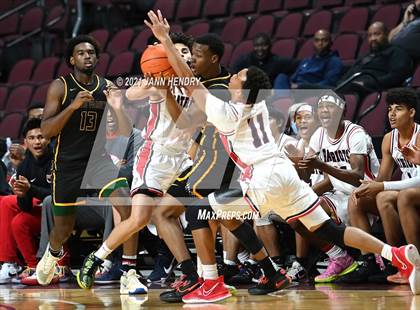 Thumbnail 1 in Oak Cliff Faith Family Academy vs. Liberty (Tarkanian Classic) photogallery.