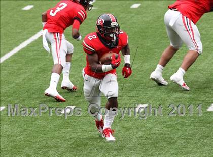 Thumbnail 3 in Camden County vs. Glenville (Kirk Herbstreit National Kickoff Classic) photogallery.