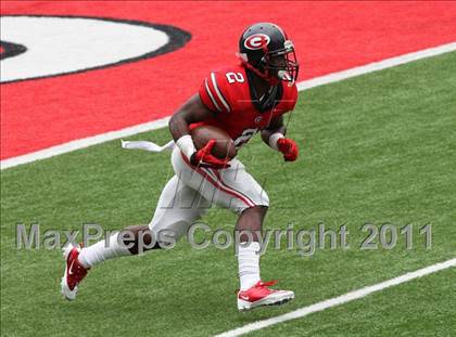 Thumbnail 3 in Camden County vs. Glenville (Kirk Herbstreit National Kickoff Classic) photogallery.