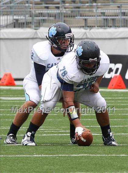 Thumbnail 3 in Camden County vs. Glenville (Kirk Herbstreit National Kickoff Classic) photogallery.