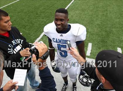 Thumbnail 3 in Camden County vs. Glenville (Kirk Herbstreit National Kickoff Classic) photogallery.