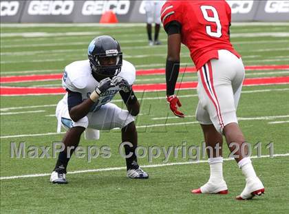 Thumbnail 2 in Camden County vs. Glenville (Kirk Herbstreit National Kickoff Classic) photogallery.