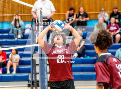 Thumbnail 2 in JV: Johnson @ Burbank photogallery.