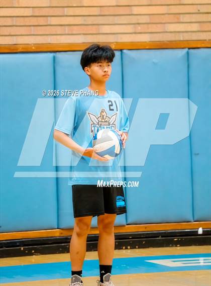 Thumbnail 3 in JV: Johnson @ Burbank photogallery.