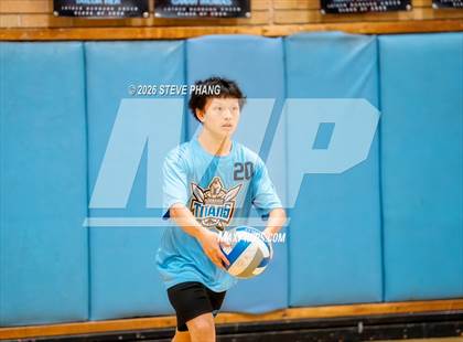 Thumbnail 2 in JV: Johnson @ Burbank photogallery.