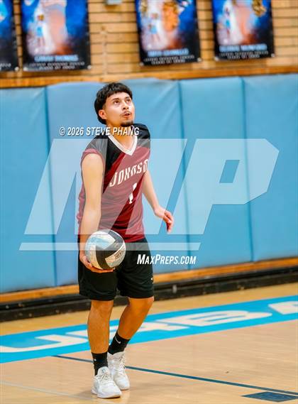Thumbnail 1 in JV: Johnson @ Burbank photogallery.