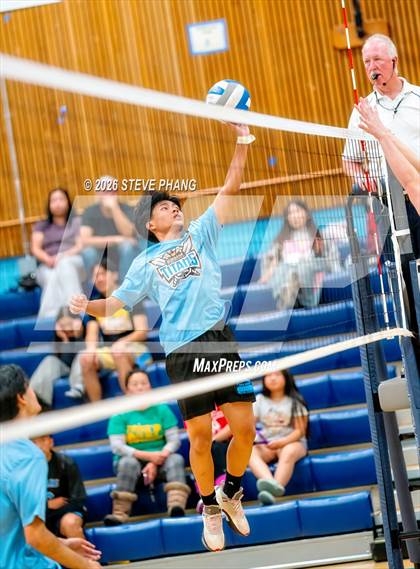 Thumbnail 2 in JV: Johnson @ Burbank photogallery.