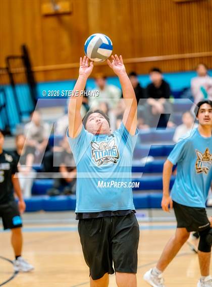 Thumbnail 1 in JV: Johnson @ Burbank photogallery.