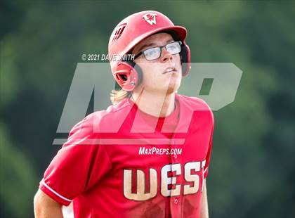 Thumbnail 3 in Davenport West @ Pleasant Valley photogallery.