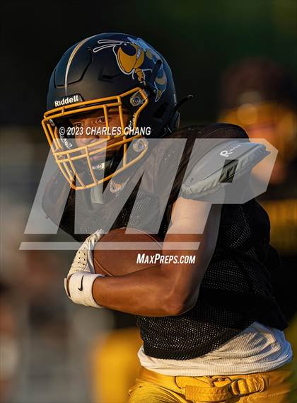 Thumbnail 1 in Alameda vs St. Helena (Scrimmage) photogallery.