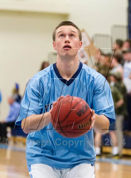 Thumbnail 1 in Washington-Lee @ Yorktown photogallery.