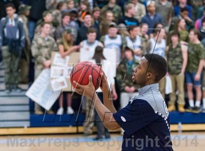 Thumbnail 3 in Washington-Lee @ Yorktown photogallery.