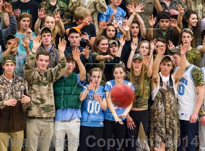 Thumbnail 3 in Washington-Lee @ Yorktown photogallery.