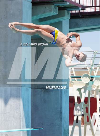 Thumbnail 2 in CIF Diving Finals photogallery.