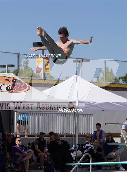 Thumbnail 2 in CIF Diving Finals photogallery.
