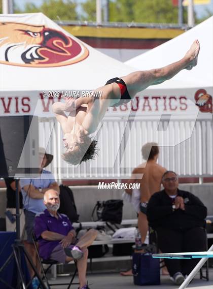 Thumbnail 1 in CIF Diving Finals photogallery.