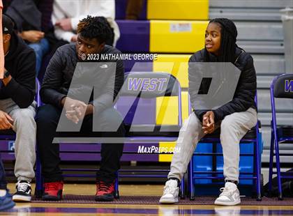 Thumbnail 3 in Westview vs. Gretna (Metro Tournament) photogallery.