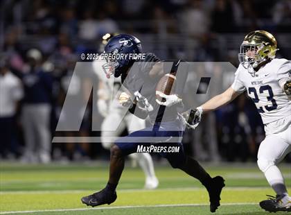 Thumbnail 1 in Notre Dame (SO) @ Sierra Canyon photogallery.