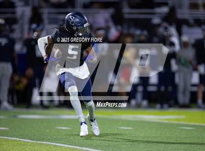 Thumbnail 2 in Notre Dame (SO) @ Sierra Canyon photogallery.