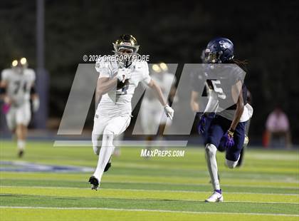 Thumbnail 1 in Notre Dame (SO) @ Sierra Canyon photogallery.