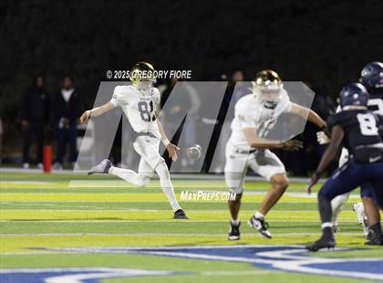 Thumbnail 2 in Notre Dame (SO) @ Sierra Canyon photogallery.