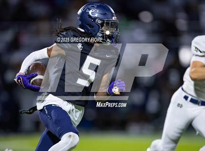 Thumbnail 1 in Notre Dame (SO) @ Sierra Canyon photogallery.