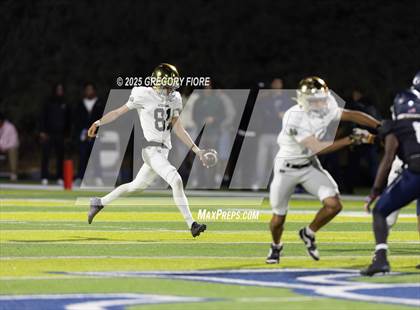 Thumbnail 1 in Notre Dame (SO) @ Sierra Canyon photogallery.