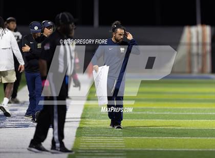 Thumbnail 2 in Notre Dame (SO) @ Sierra Canyon photogallery.