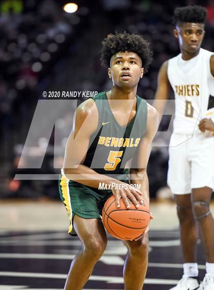 Thumbnail 2 in Kickapoo vs Greensboro Day School (Bass Pro Shop Tournament of Champions) photogallery.
