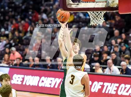 Thumbnail 2 in Kickapoo vs Greensboro Day School (Bass Pro Shop Tournament of Champions) photogallery.
