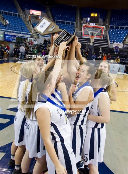 Thumbnail 1 in Lincoln County vs. White Pine (NIAA 2A Final) photogallery.