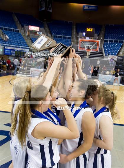 Thumbnail 3 in Lincoln County vs. White Pine (NIAA 2A Final) photogallery.