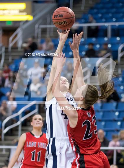 Thumbnail 3 in Lincoln County vs. White Pine (NIAA 2A Final) photogallery.