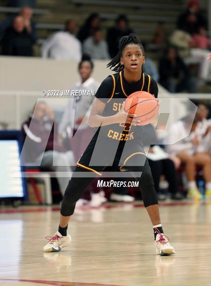 Thumbnail 3 in Summer Creek vs. Pearland (McDonald's Texas Invitational) photogallery.