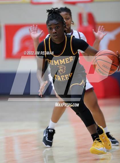 Thumbnail 1 in Summer Creek vs. Pearland (McDonald's Texas Invitational) photogallery.