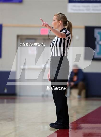 Thumbnail 2 in Summer Creek vs. Pearland (McDonald's Texas Invitational) photogallery.