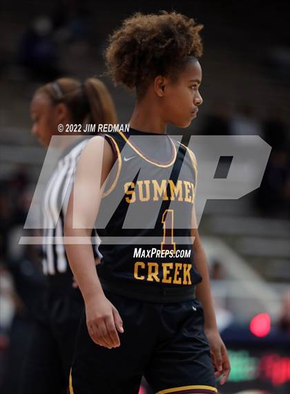 Thumbnail 1 in Summer Creek vs. Pearland (McDonald's Texas Invitational) photogallery.