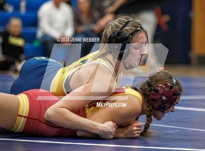 Thumbnail 2 in Pahrump Valley vs Boulder City photogallery.