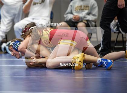 Thumbnail 3 in Pahrump Valley vs Boulder City photogallery.