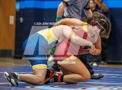 Thumbnail 3 in Pahrump Valley vs Boulder City photogallery.