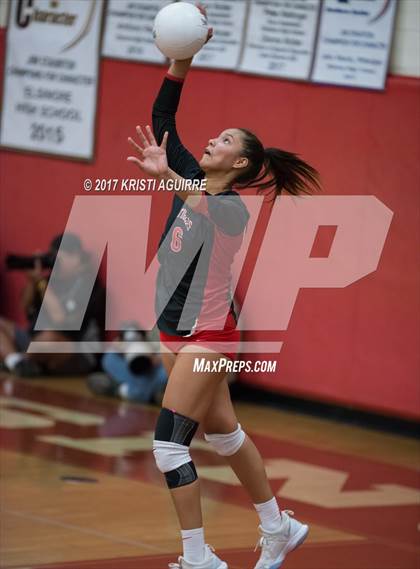Thumbnail 2 in Murrieta Mesa vs. Elsinore (CIF SS D3 Round 1) photogallery.