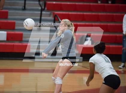 Thumbnail 1 in Murrieta Mesa vs. Elsinore (CIF SS D3 Round 1) photogallery.