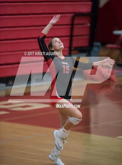 Thumbnail 2 in Murrieta Mesa vs. Elsinore (CIF SS D3 Round 1) photogallery.