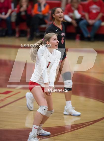 Thumbnail 2 in Murrieta Mesa vs. Elsinore (CIF SS D3 Round 1) photogallery.