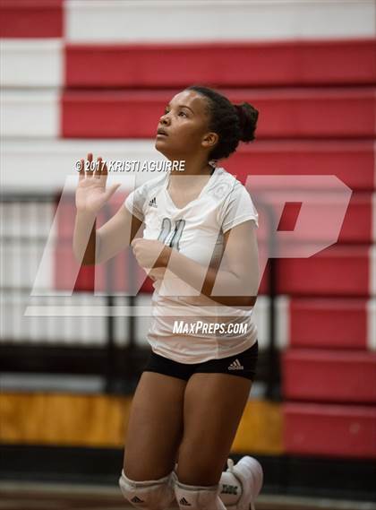 Thumbnail 3 in Murrieta Mesa vs. Elsinore (CIF SS D3 Round 1) photogallery.