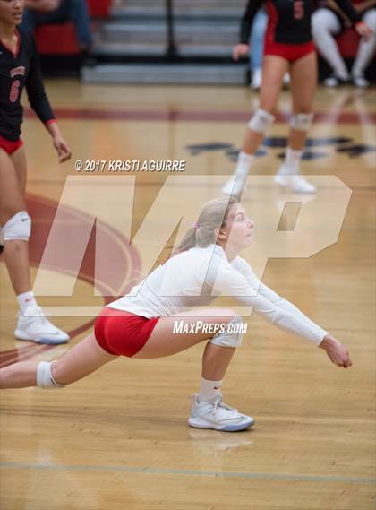 Thumbnail 2 in Murrieta Mesa vs. Elsinore (CIF SS D3 Round 1) photogallery.