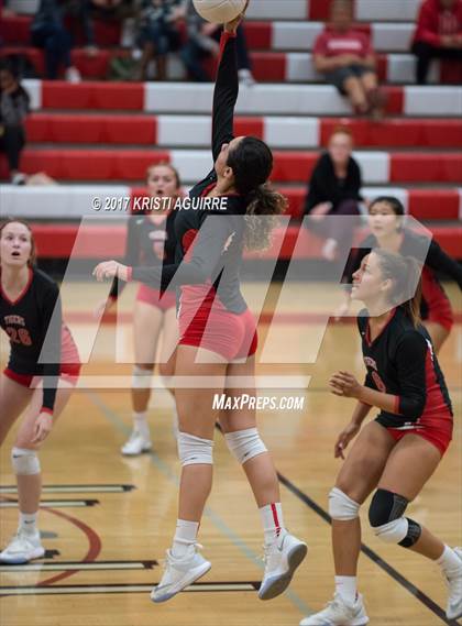 Thumbnail 3 in Murrieta Mesa vs. Elsinore (CIF SS D3 Round 1) photogallery.