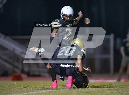 Thumbnail 2 in Hamilton vs Basha photogallery.